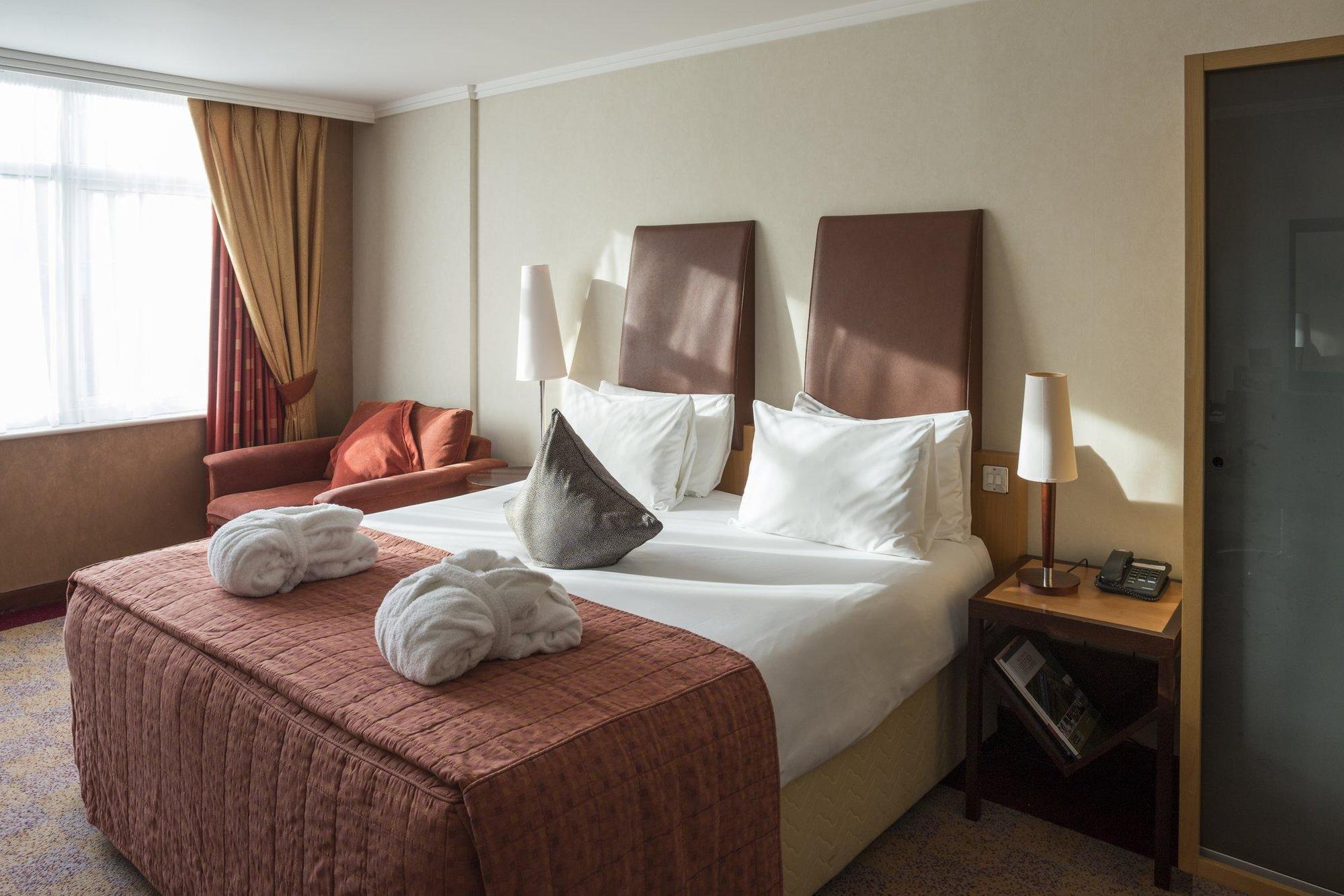 Leonardo Royal Hotel Oxford Esterno foto