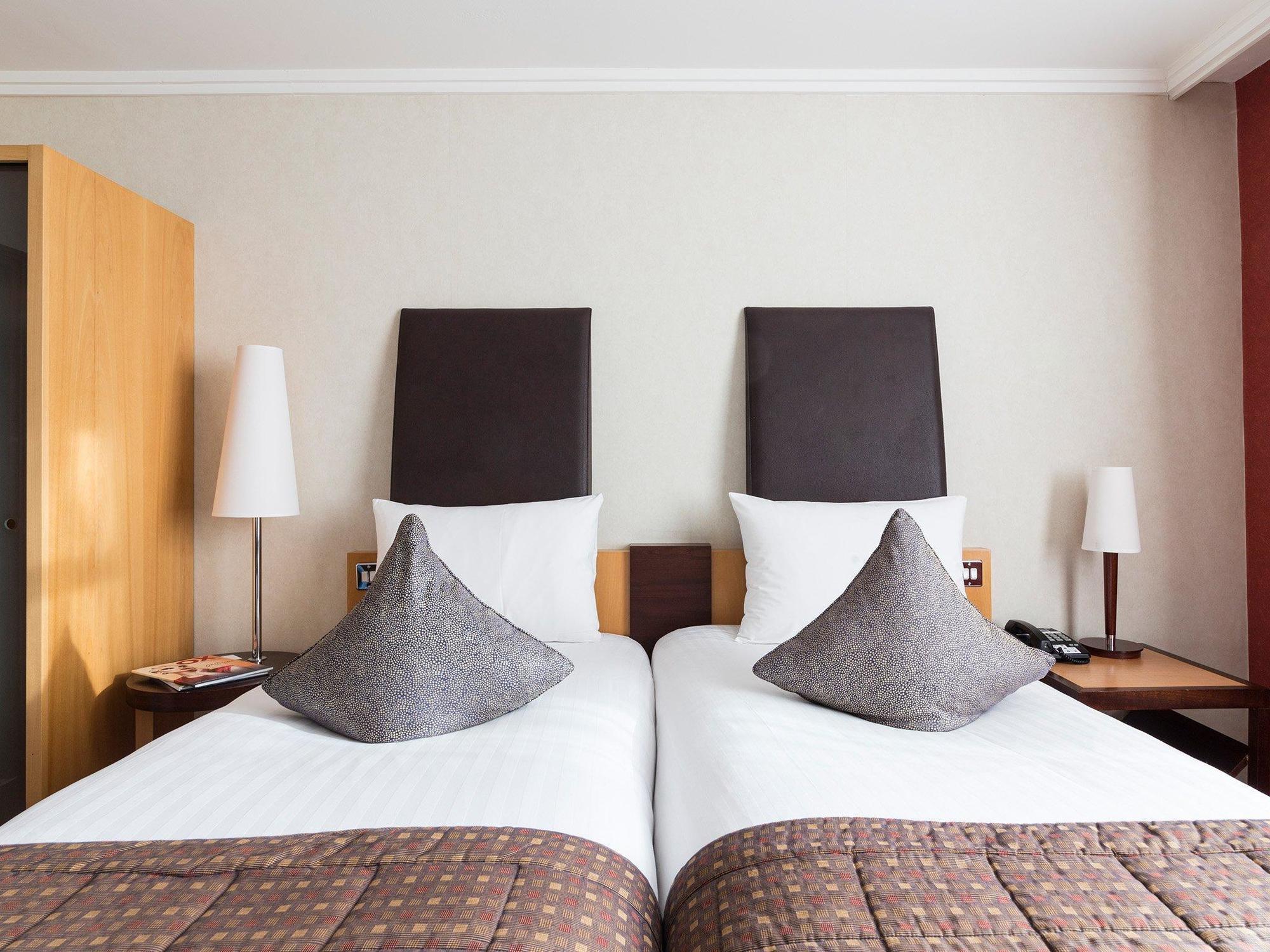Leonardo Royal Hotel Oxford Esterno foto